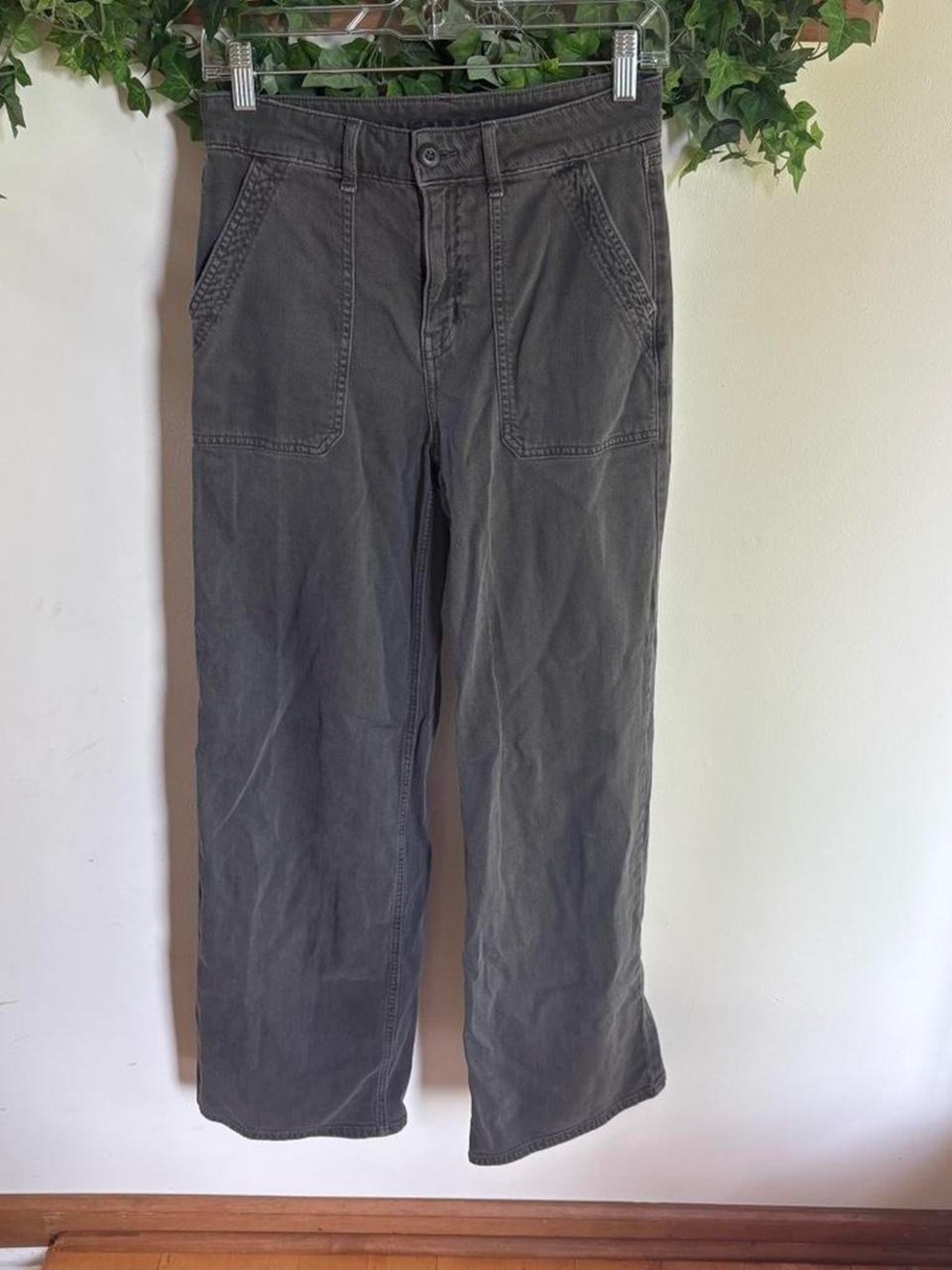Women’s Charcoal Gray Casual Utility Pants